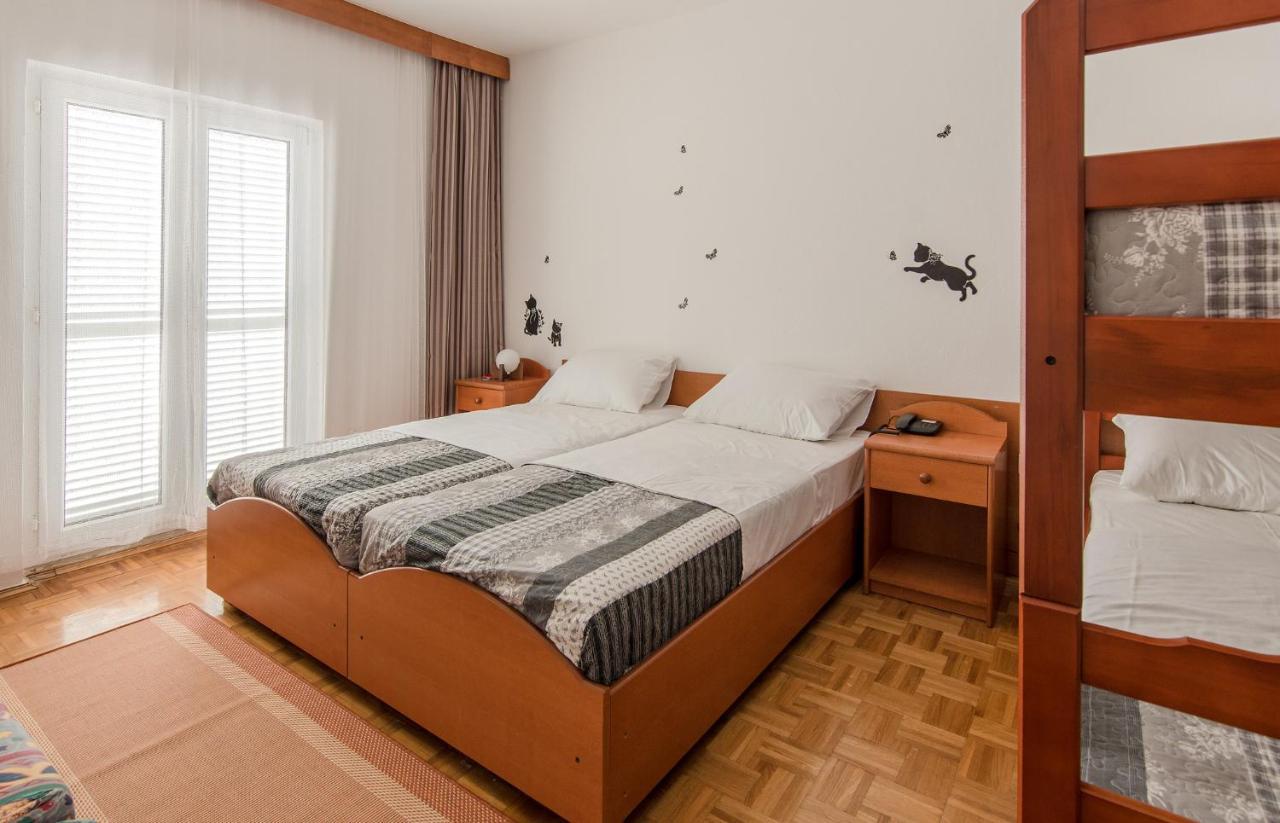 Hotel Barba Starigrad Paklenica Exteriör bild