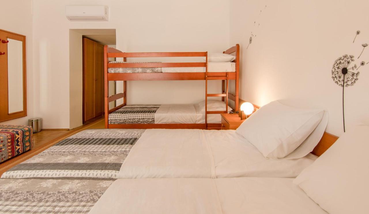 Hotel Barba Starigrad Paklenica Exteriör bild